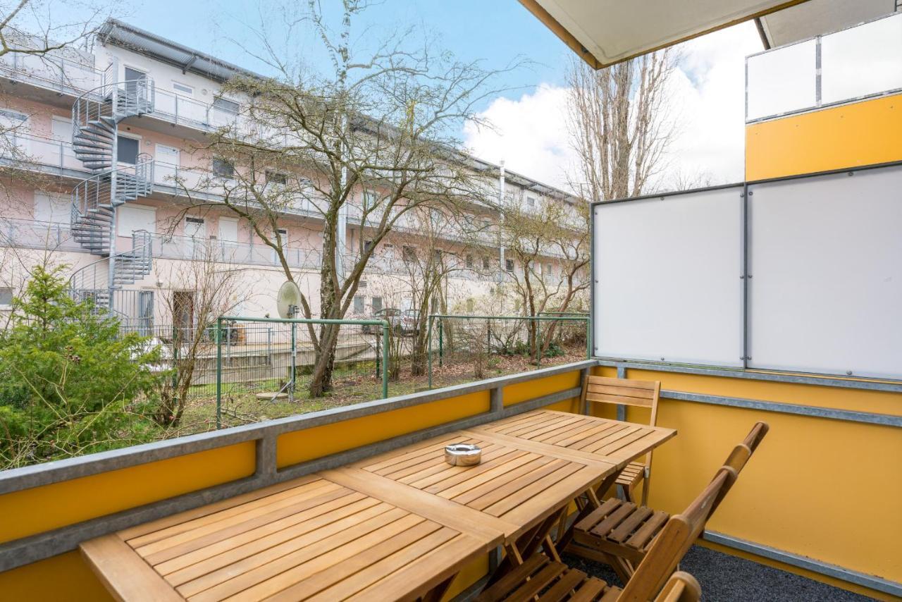 FREE LIVING - Jungle Design, Zentrum, Parkplatz, Küche Wolfsburgo Exterior foto